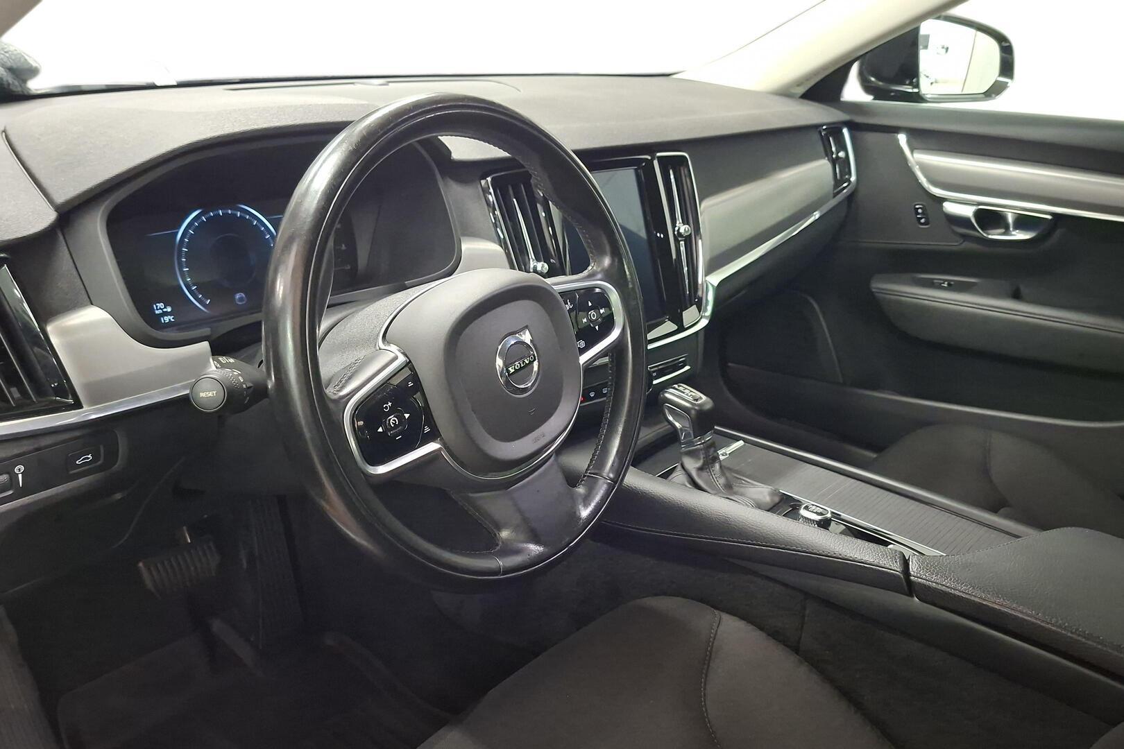 VOLVO V90 2018