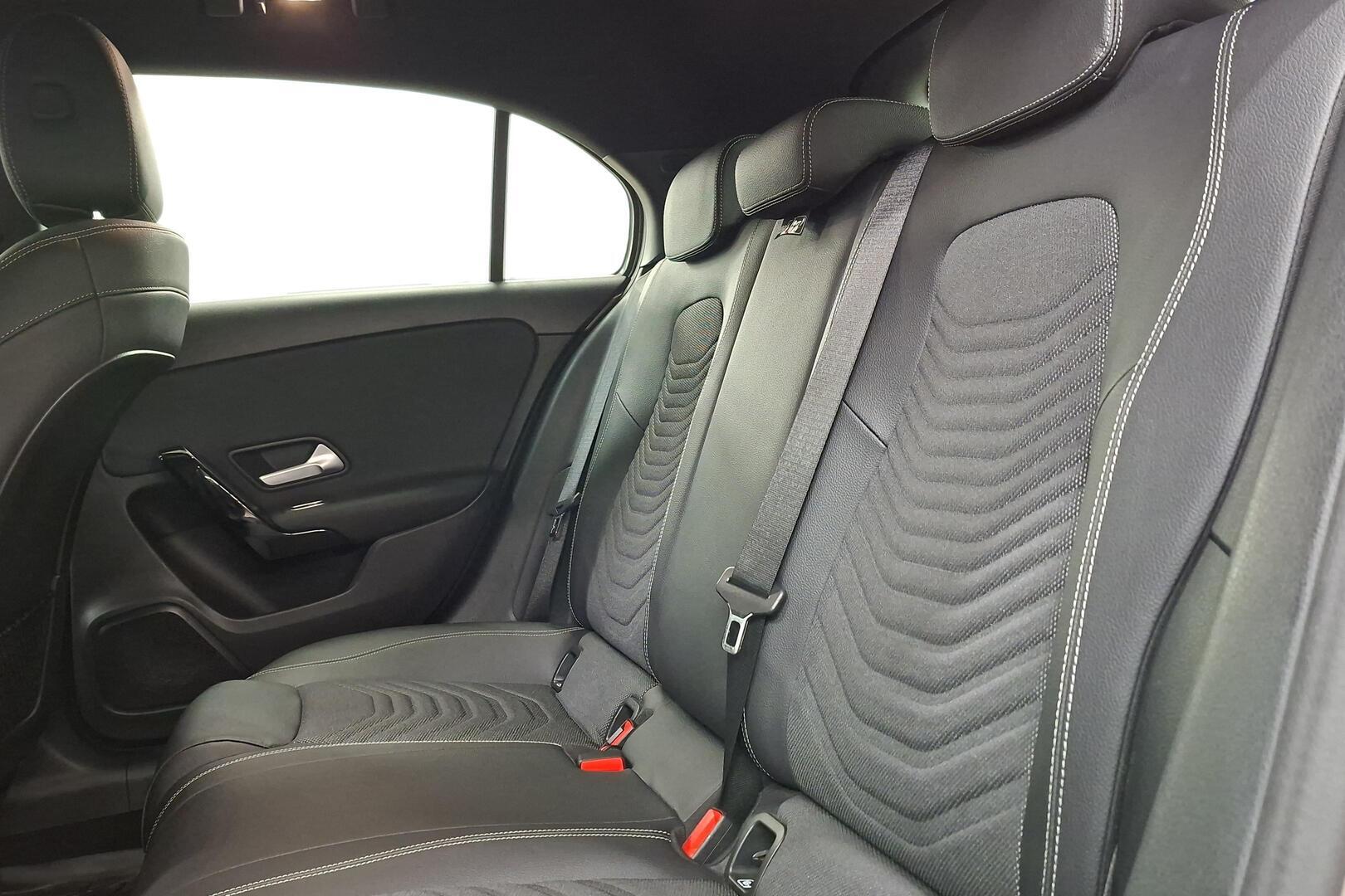 MERCEDES-BENZ A 2019