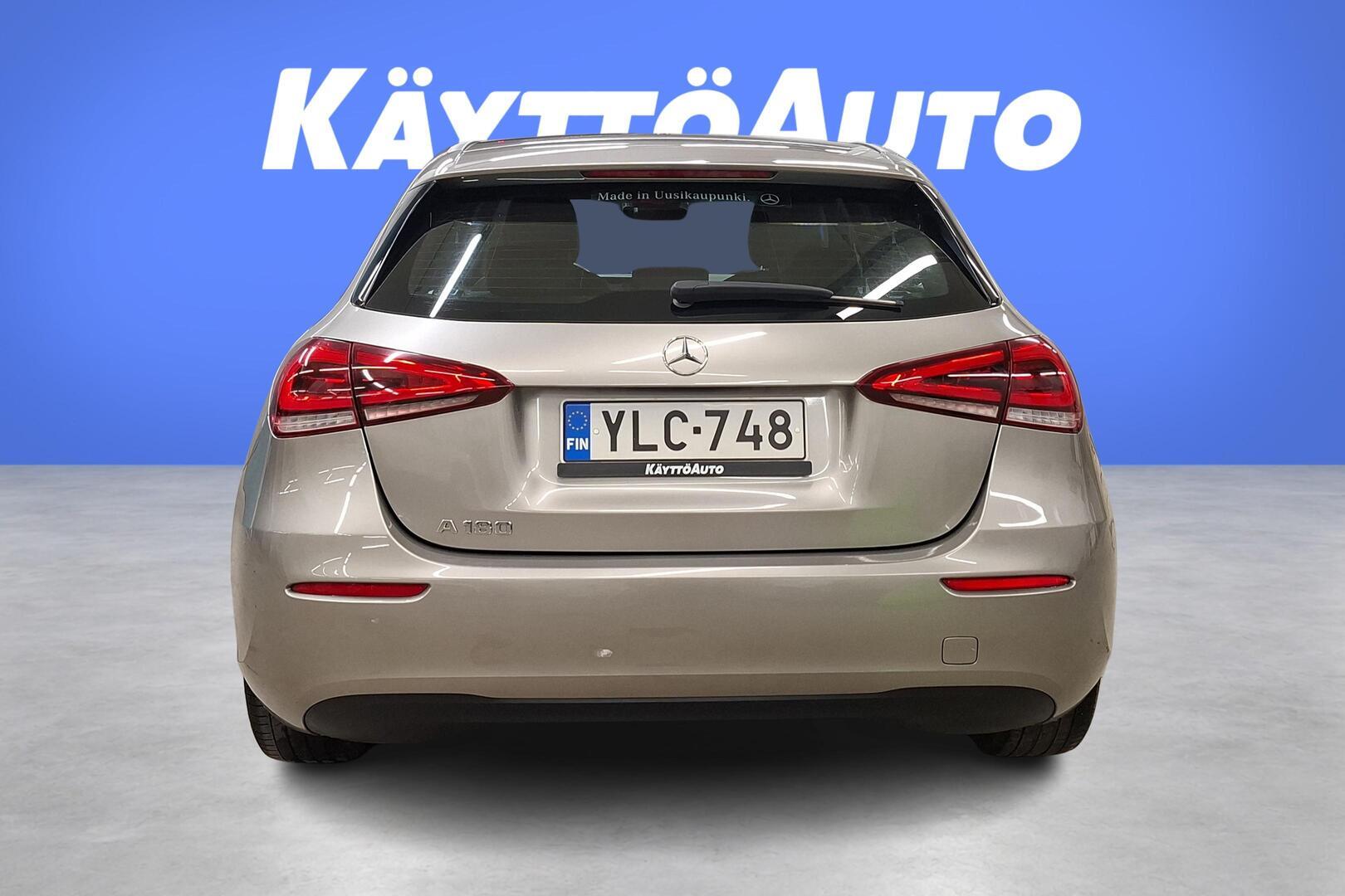 MERCEDES-BENZ A 2019