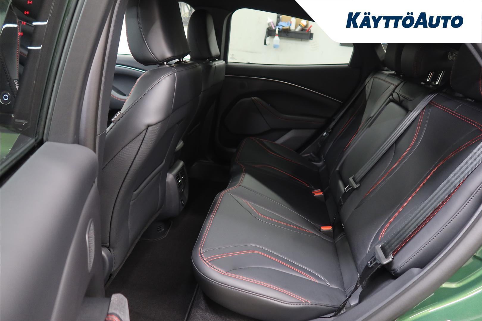 FORD Mustang Mach-E 2026