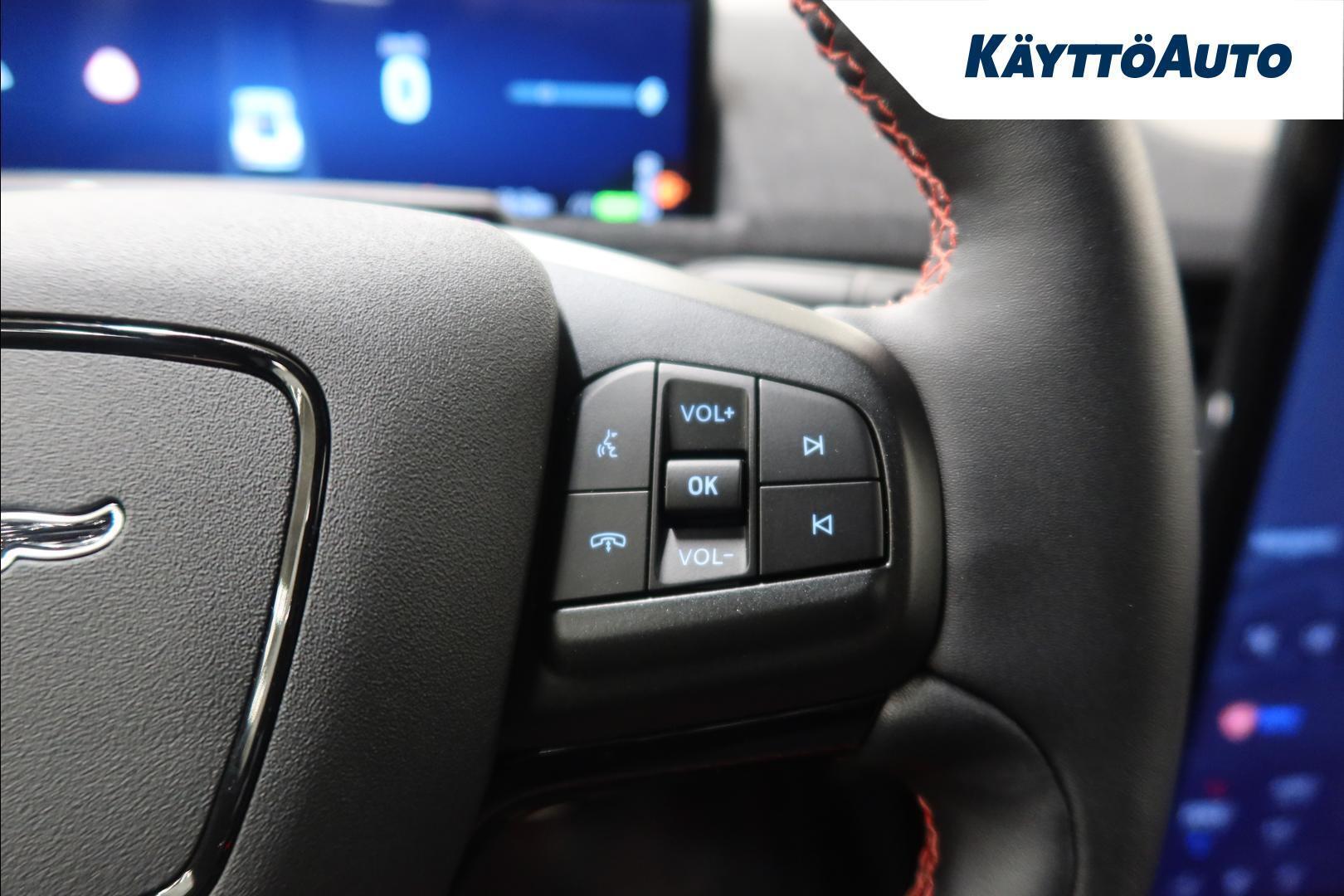 FORD Mustang Mach-E 2026