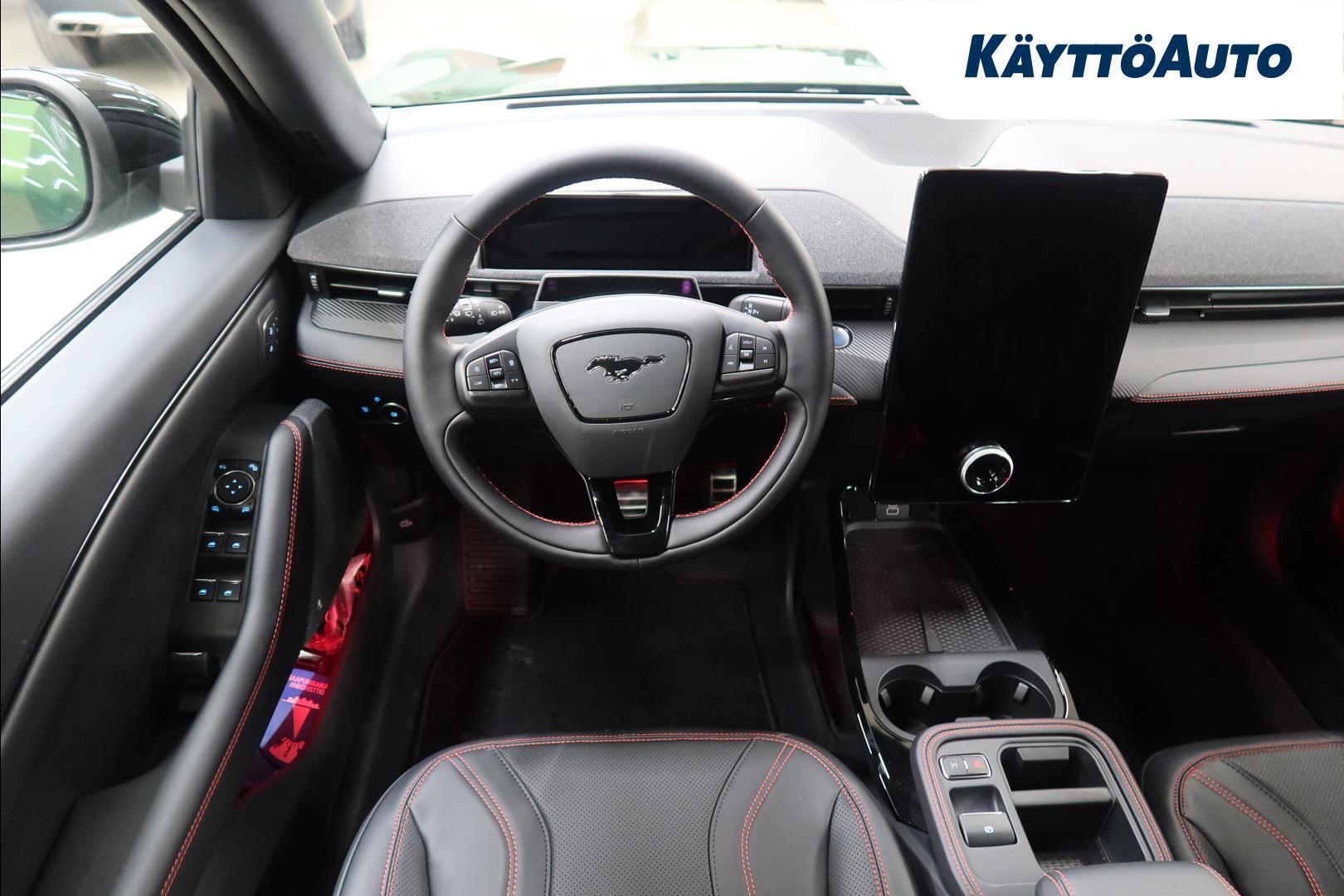 FORD Mustang Mach-E 2026