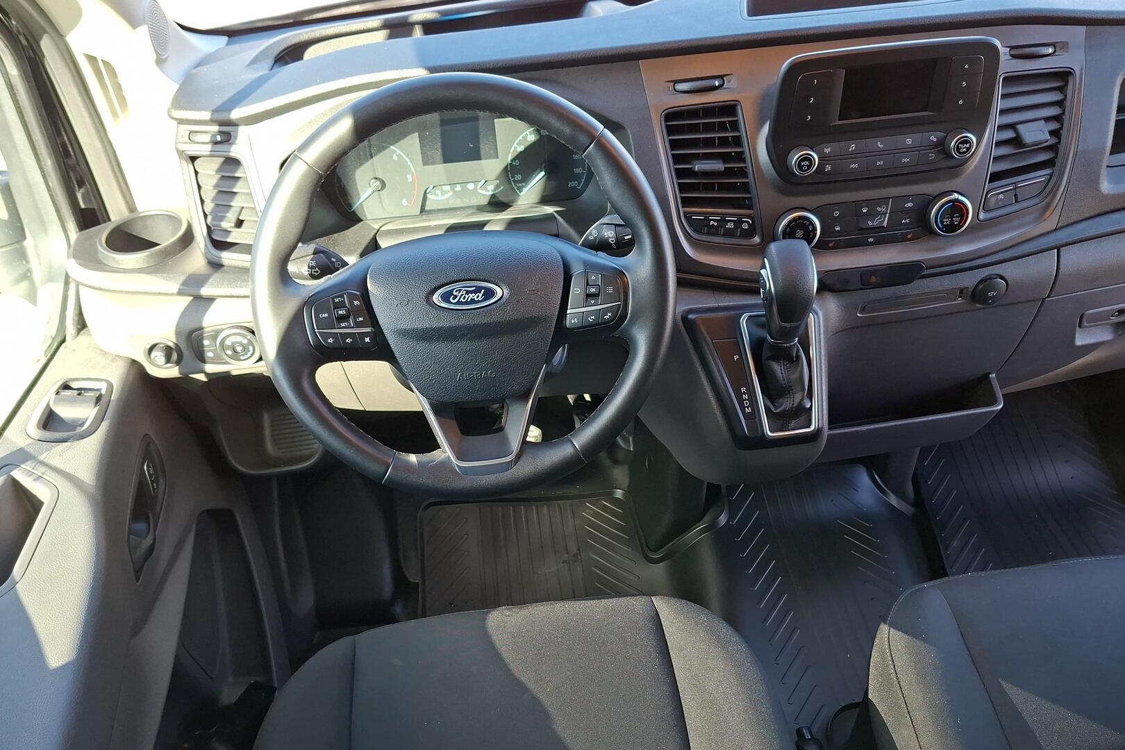 FORD Transit 2025