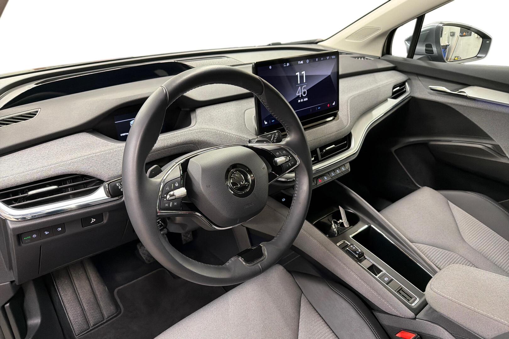 SKODA Enyaq 2023