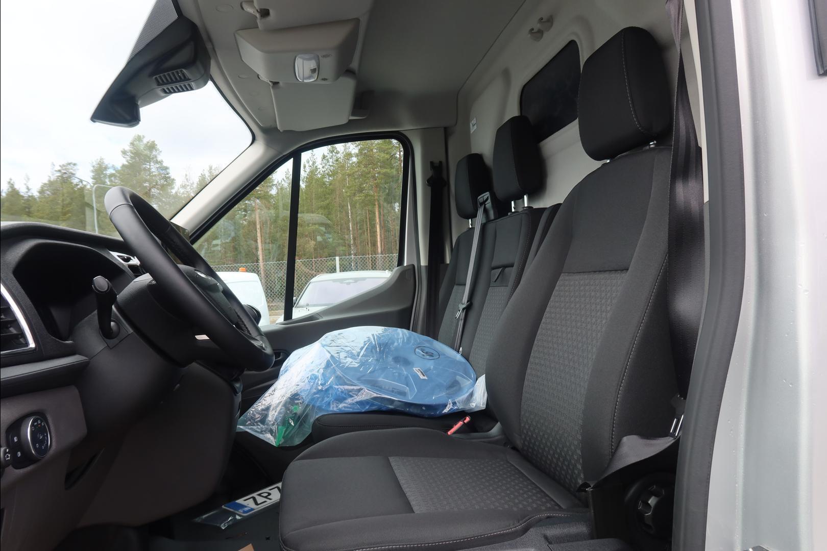 FORD Transit 8