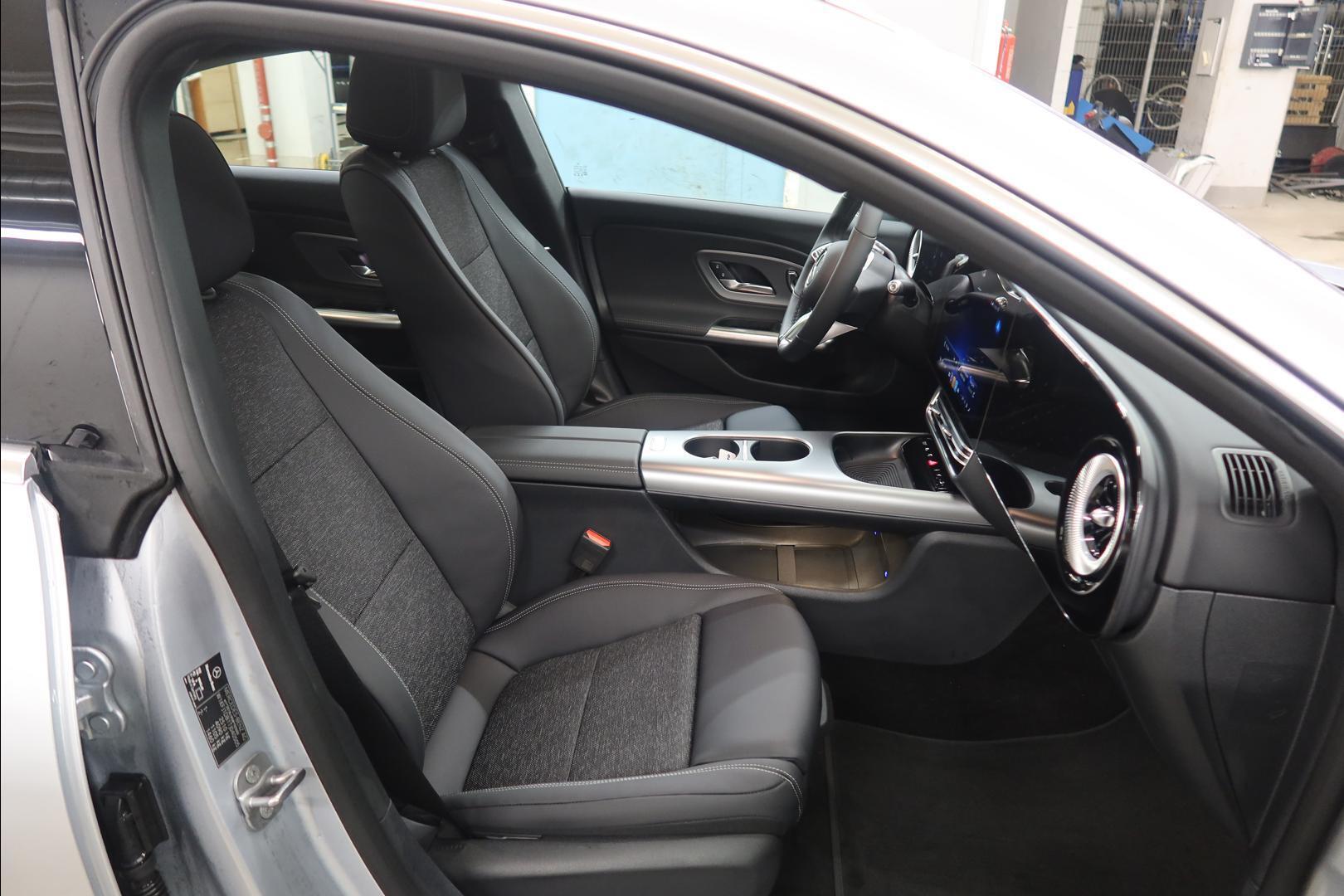 MERCEDES-BENZ CLA 2026