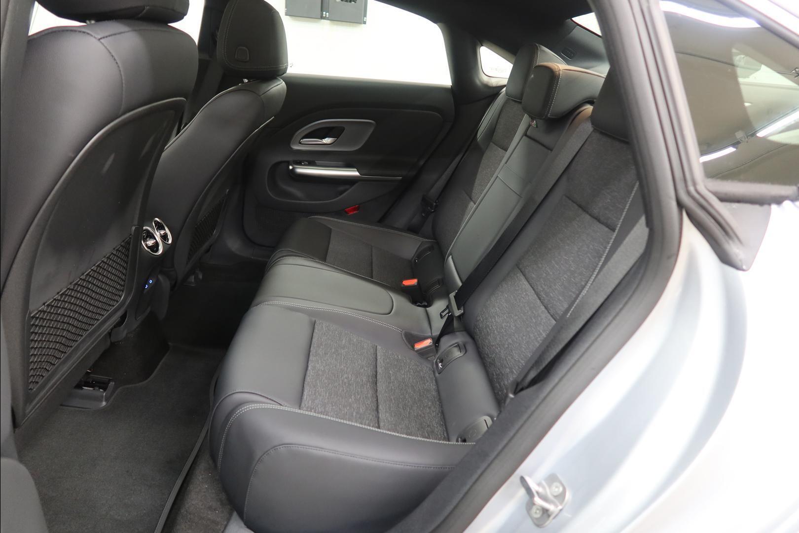 MERCEDES-BENZ CLA 2026