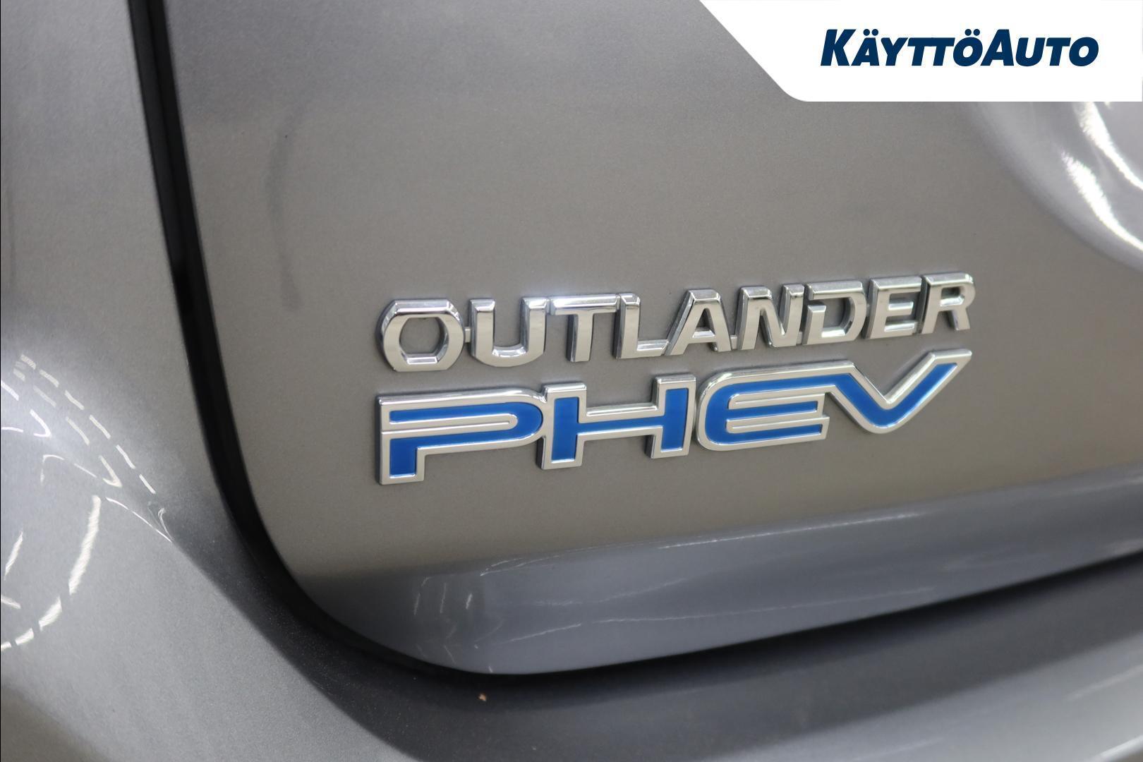 MITSUBISHI Outlander PHEV 2020