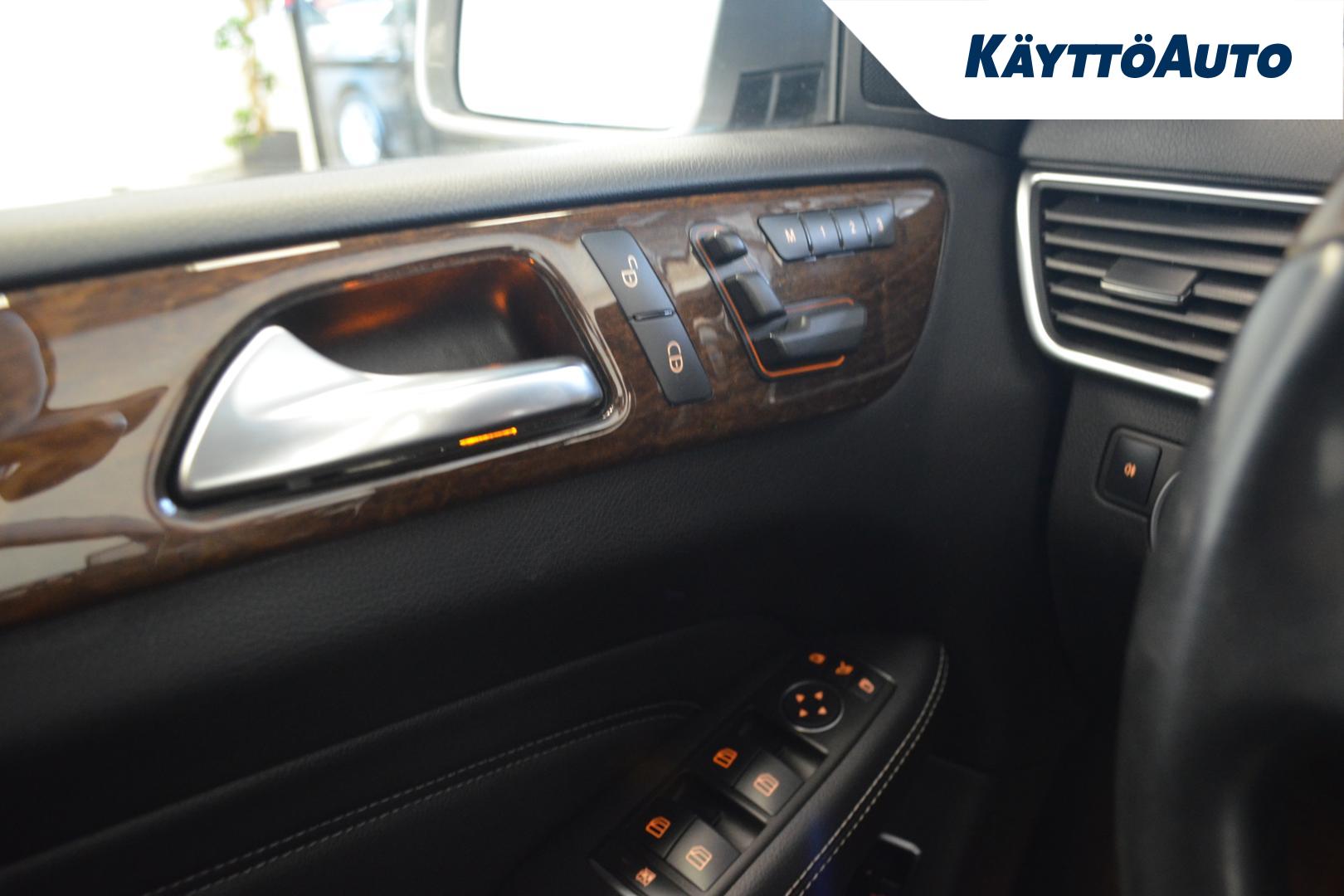 MERCEDES-BENZ ML 2012