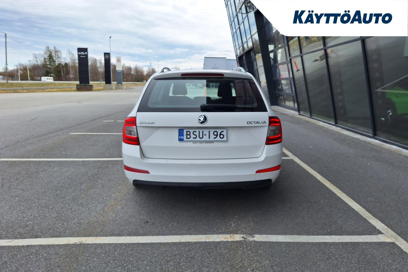 SKODA Octavia 2015