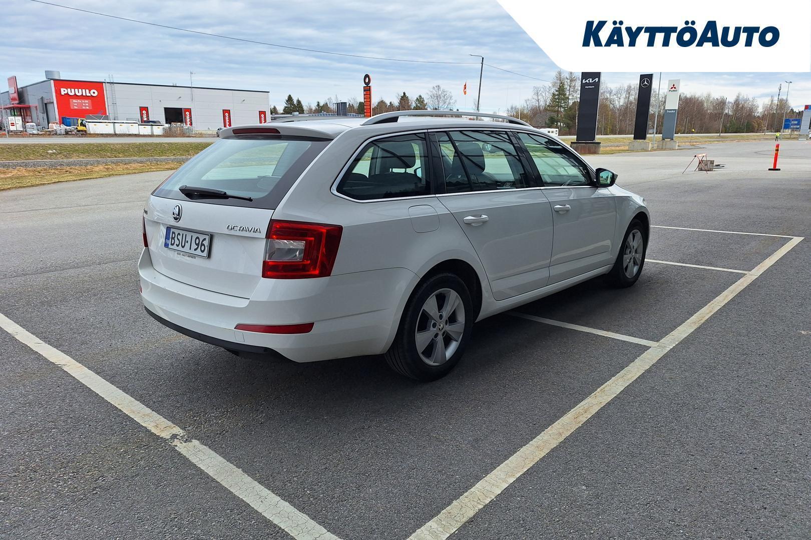 SKODA Octavia 2015