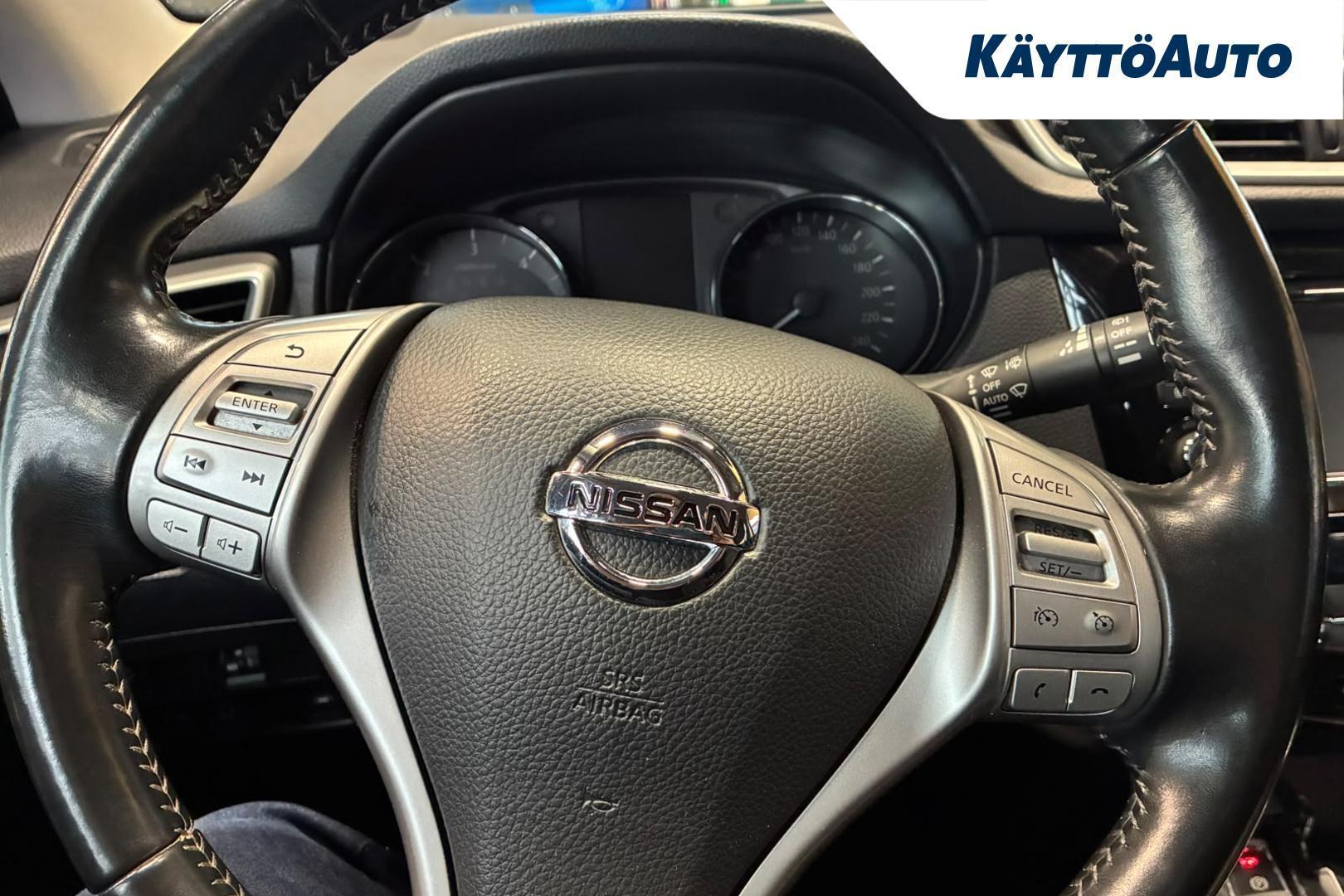NISSAN Qashqai 2015