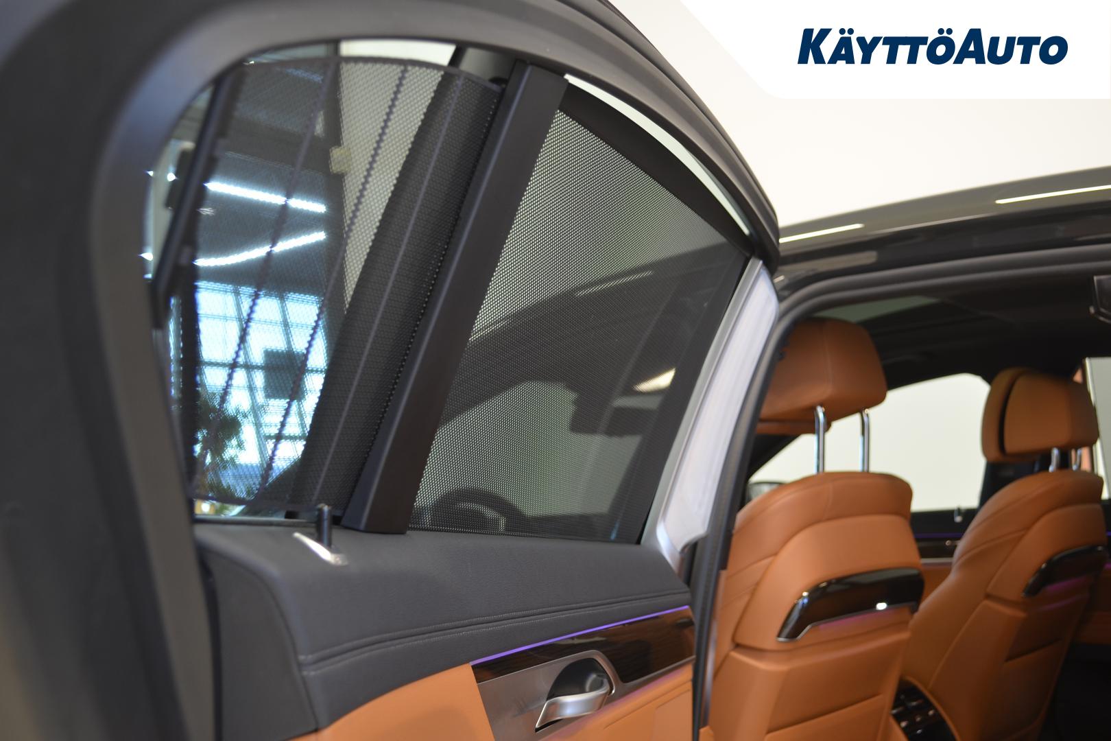 BMW 745 2019