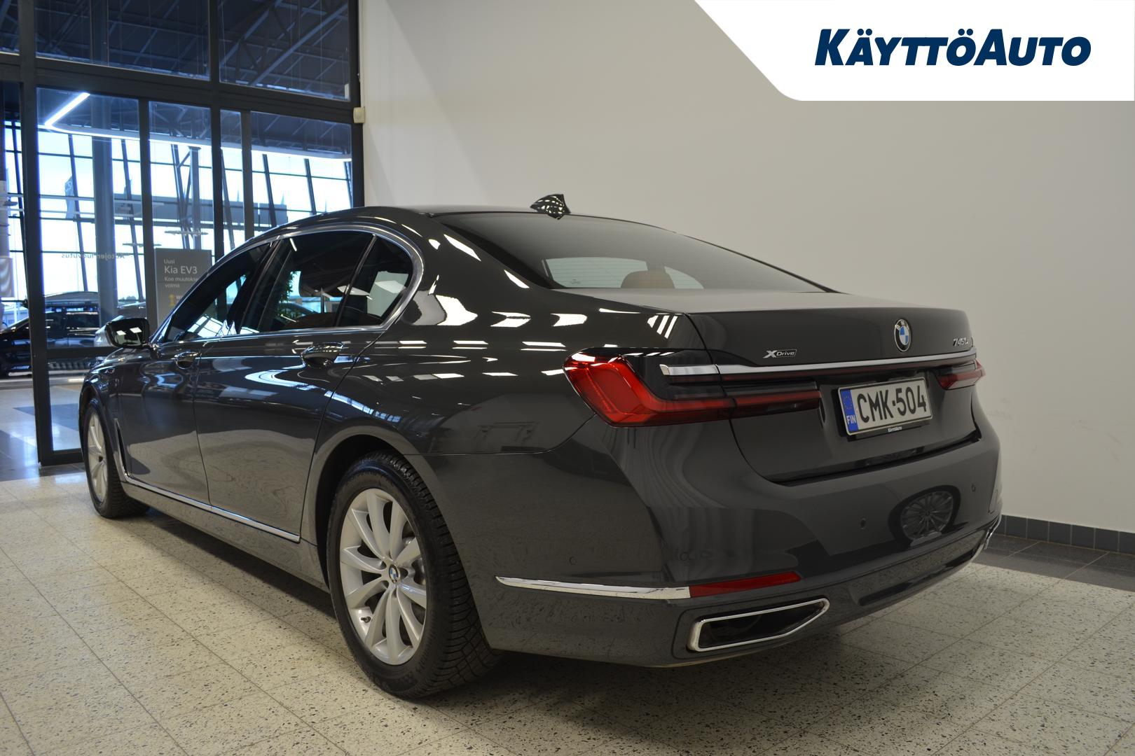 BMW 745 2019