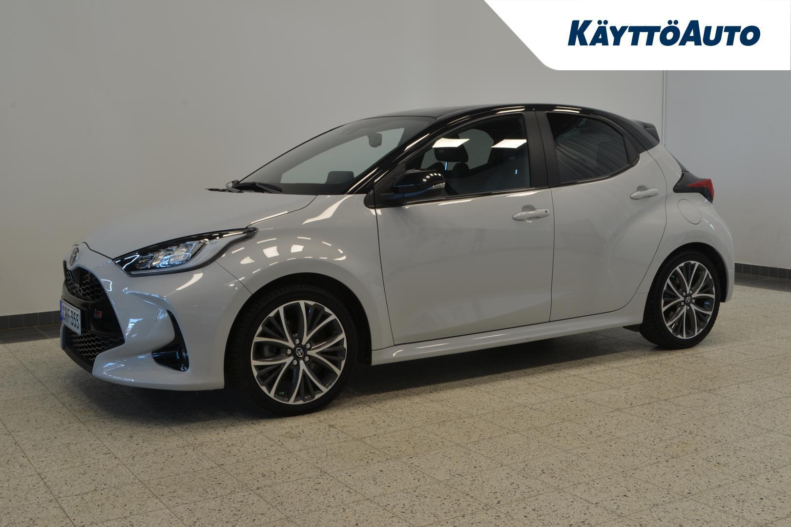 TOYOTA Yaris 2