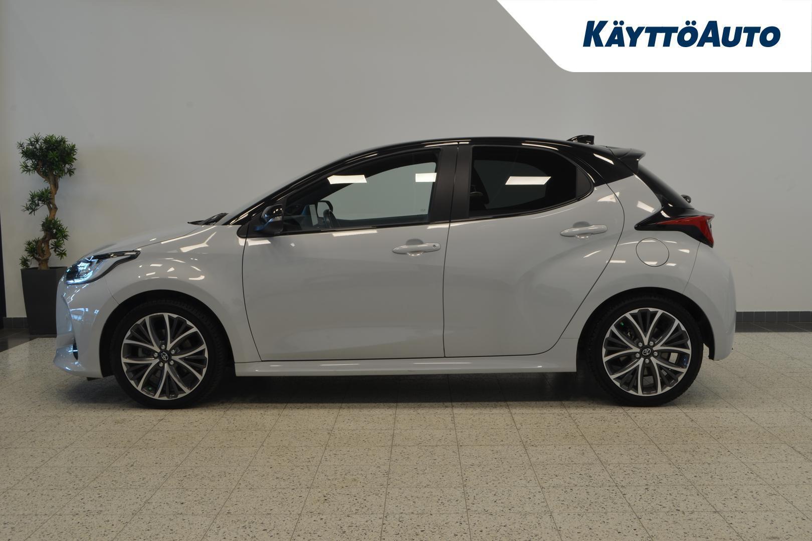TOYOTA Yaris 3