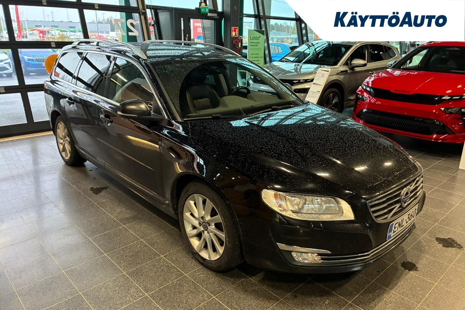 VOLVO V70 2015