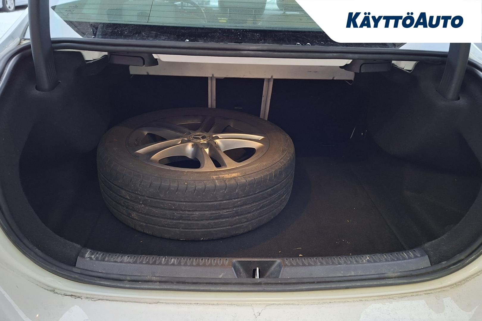 MERCEDES-BENZ A 2020