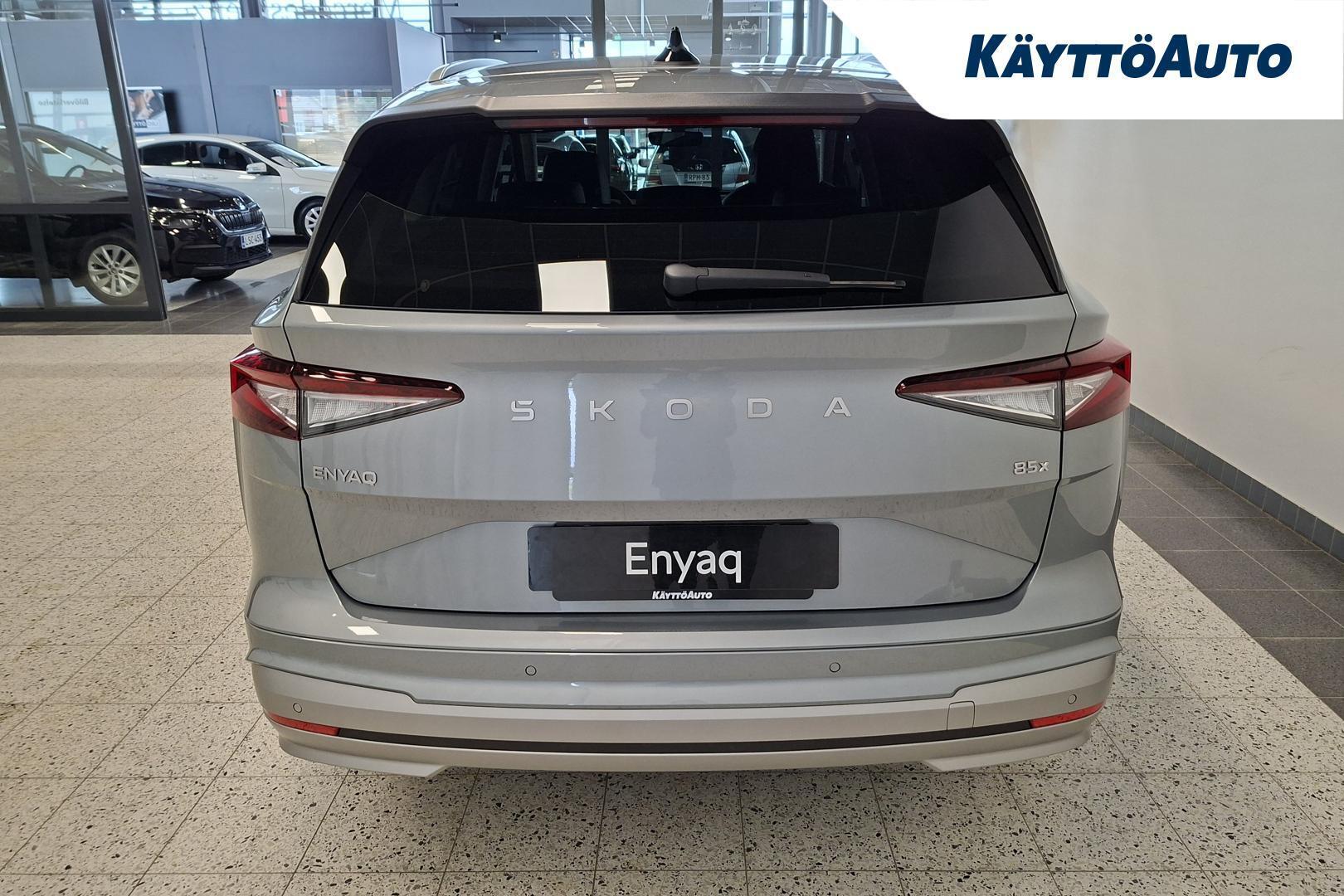 SKODA Enyaq 5