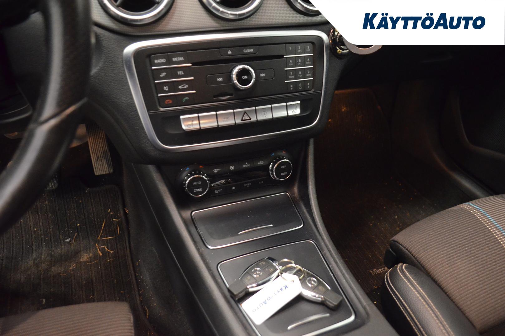 MERCEDES-BENZ CLA 2016