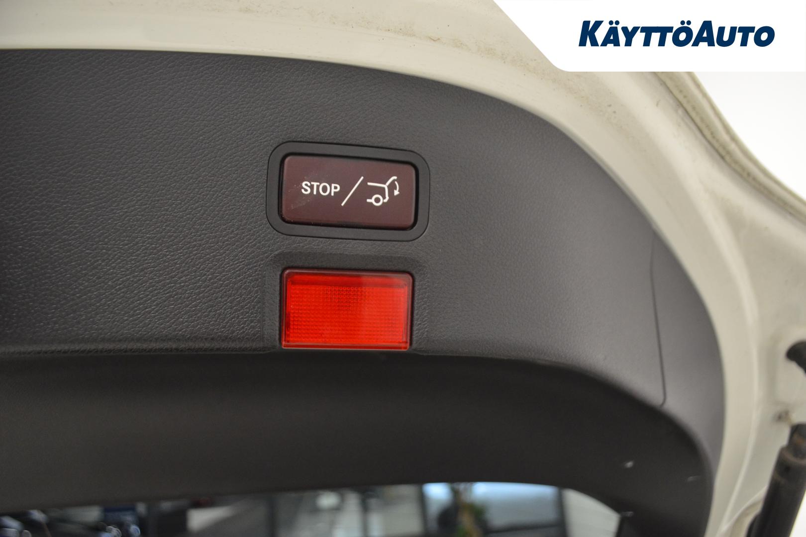 MERCEDES-BENZ CLA 2016