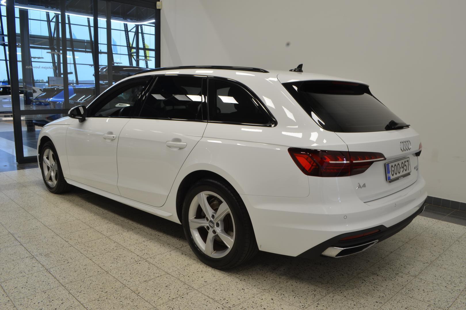 AUDI A4 2021