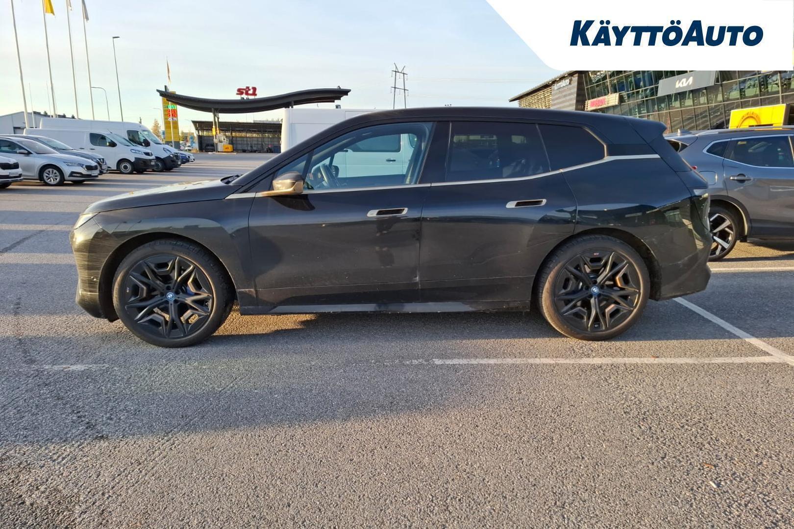 BMW iX 2025
