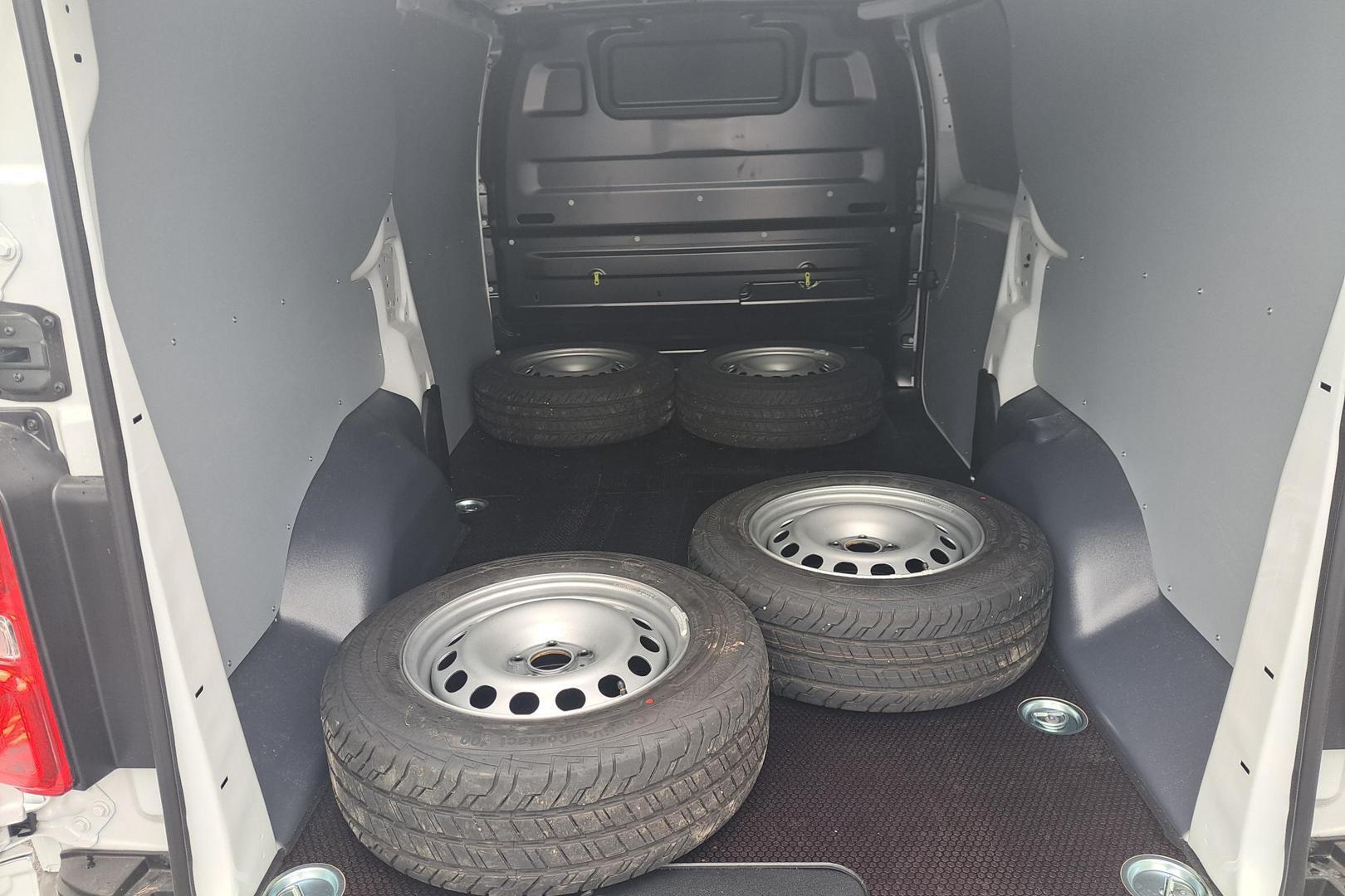 OPEL Vivaro 2025