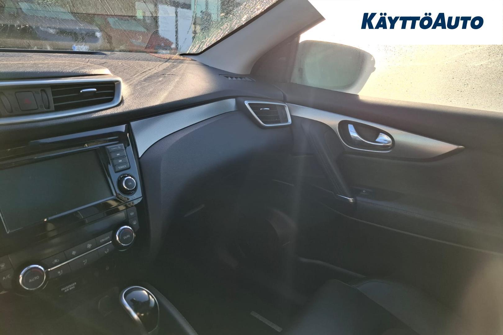 NISSAN Qashqai 2019