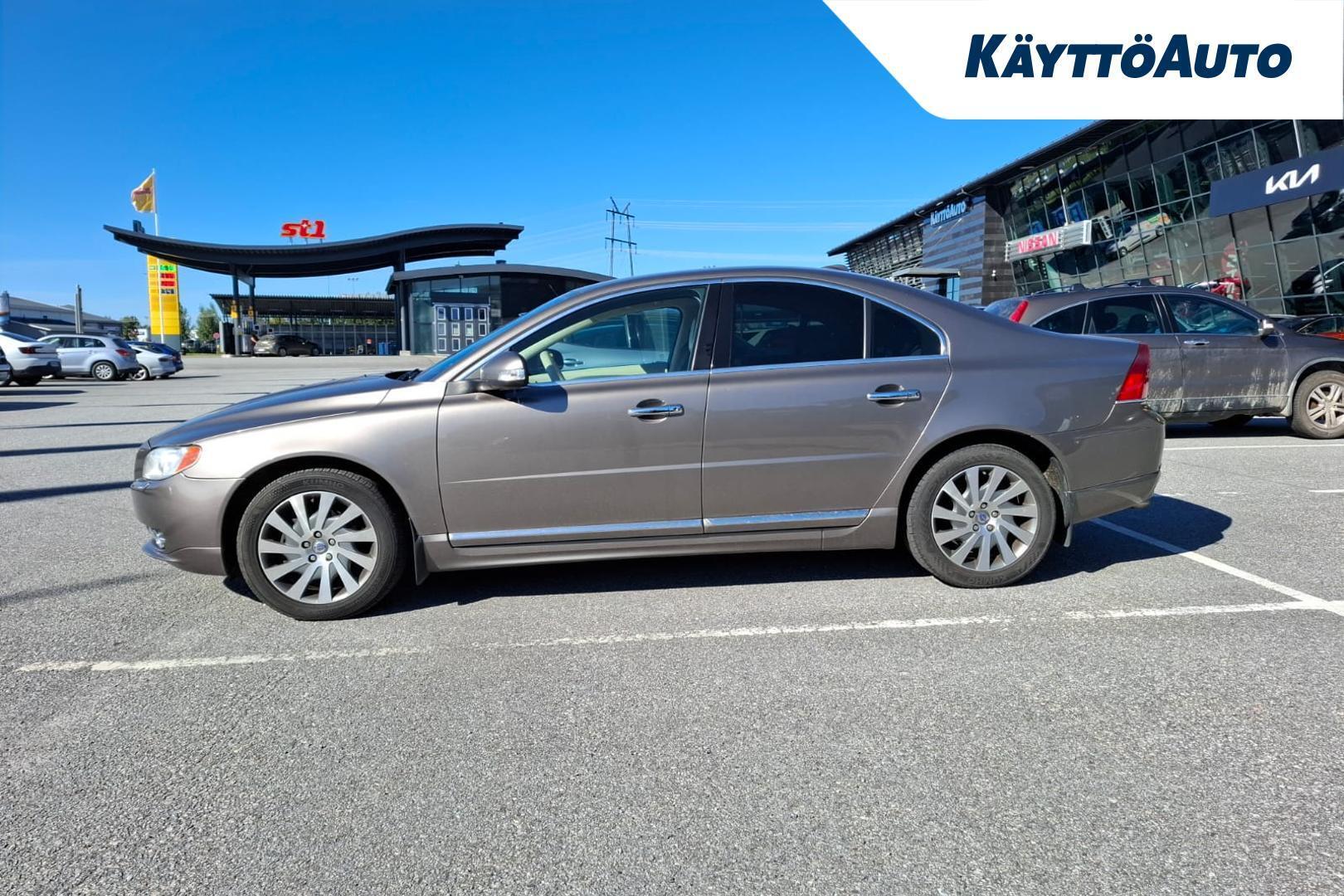 VOLVO S80 2011