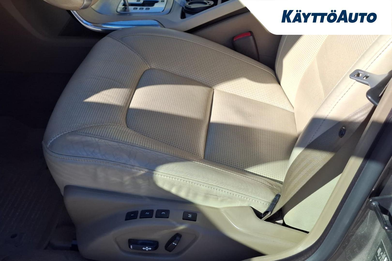 VOLVO S80 2011
