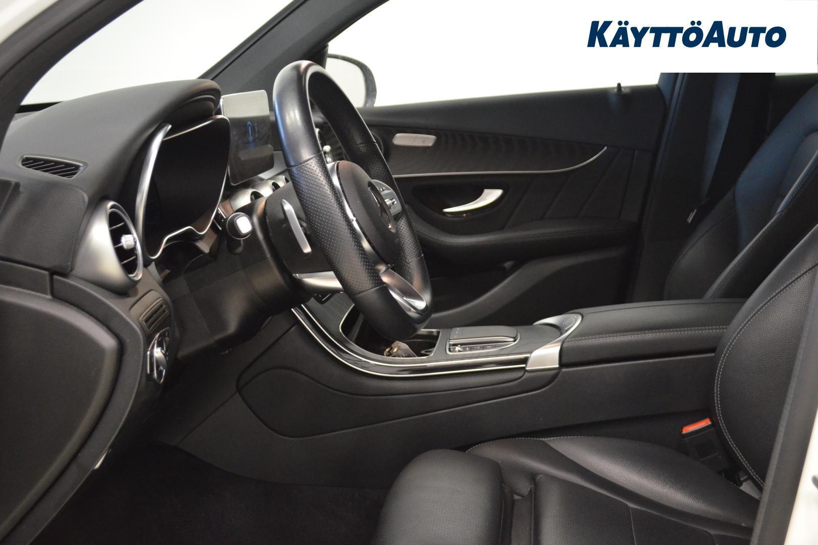 MERCEDES-BENZ GLC 2021