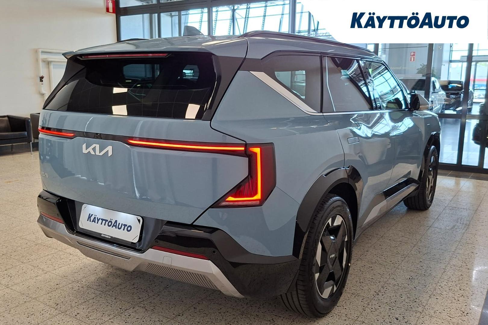 KIA EV5 8
