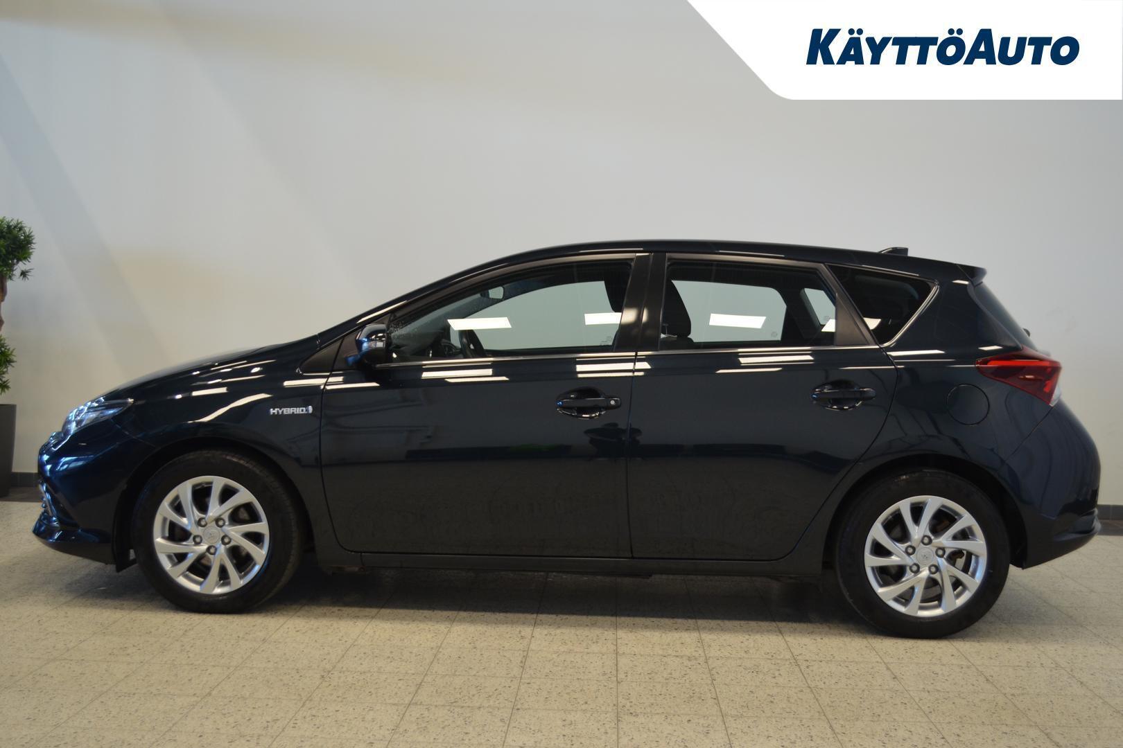 TOYOTA Auris 2017