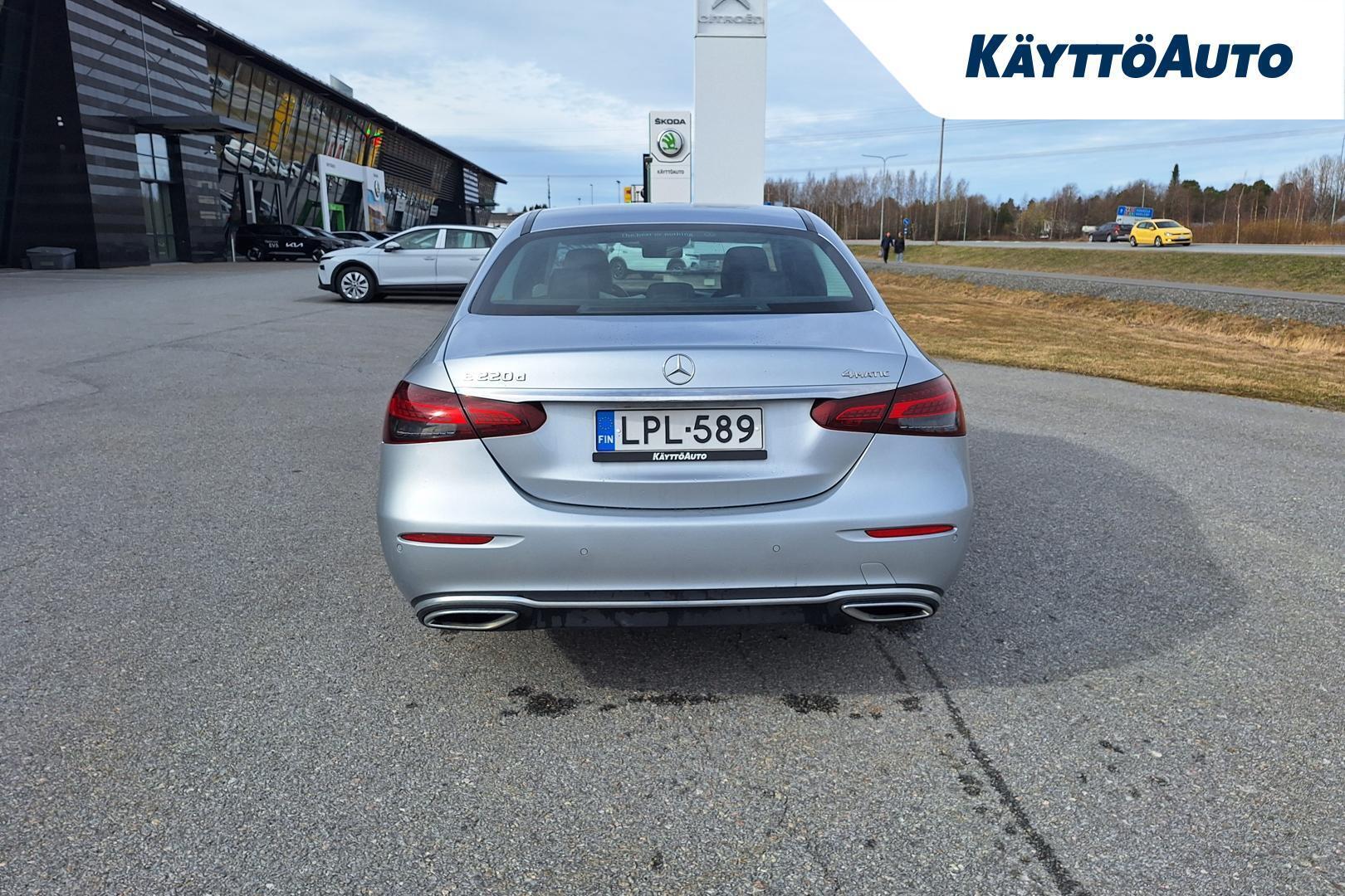 MERCEDES-BENZ E 2021