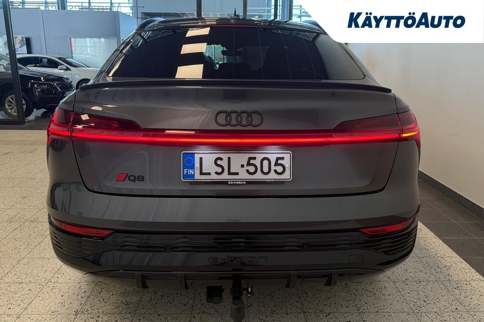 AUDI Q8 e-tron 2023