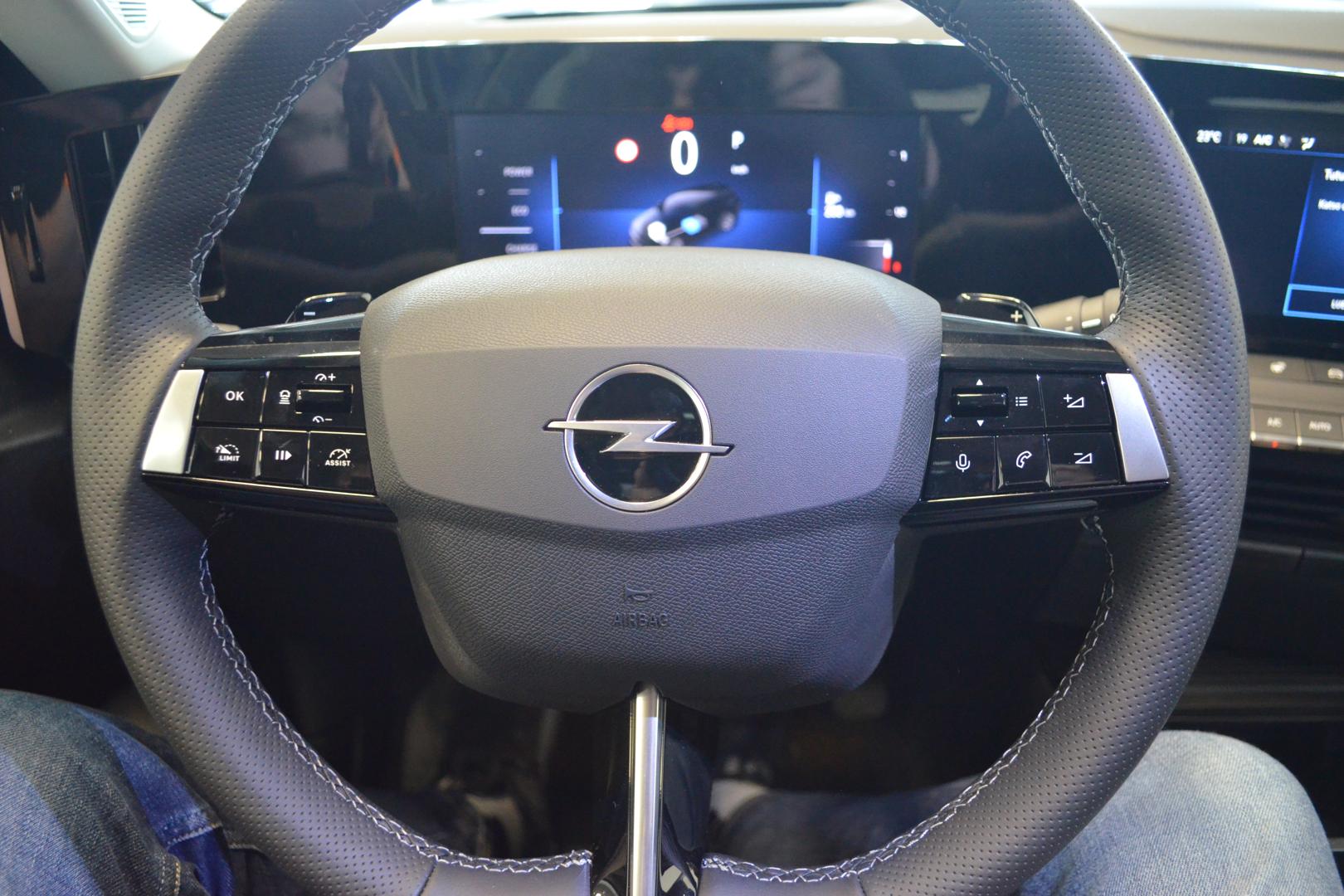 OPEL Astra 2024