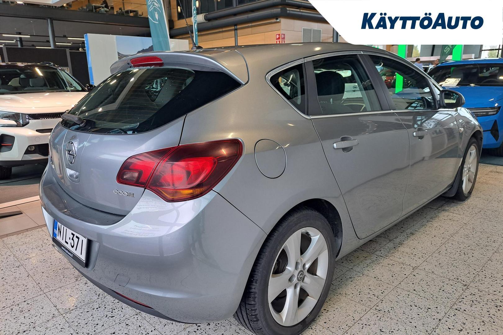 OPEL Astra 2013