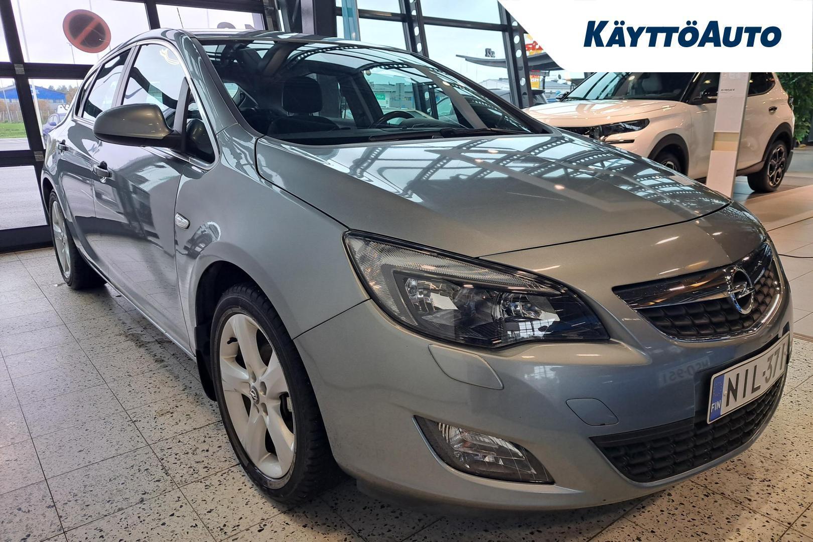 OPEL Astra 2013