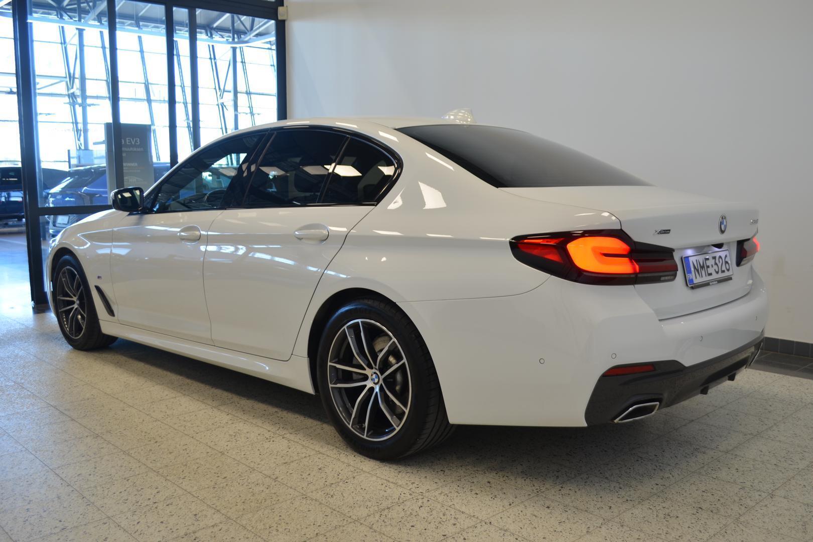 BMW 520 2021