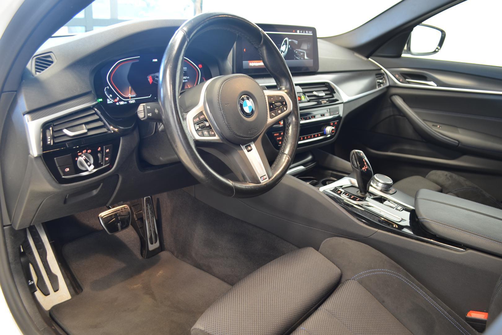 BMW 520 2021