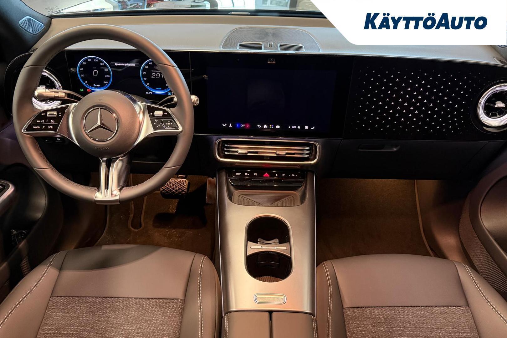 MERCEDES-BENZ GLB 2026