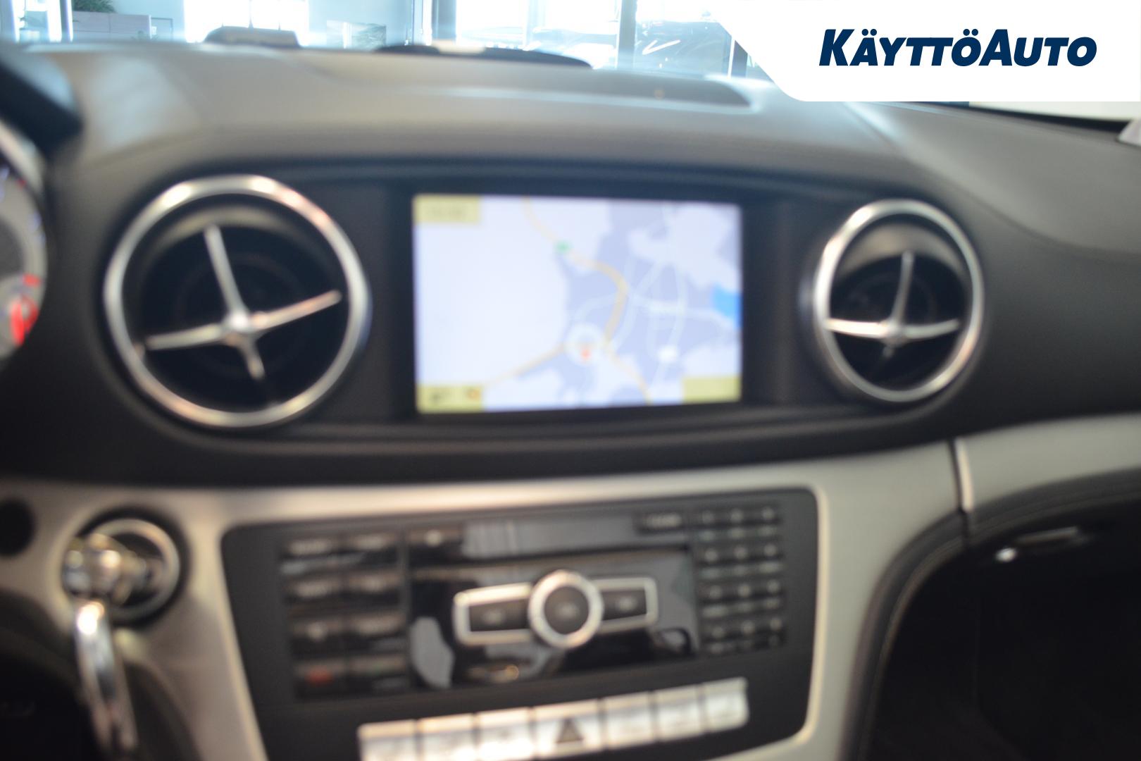 MERCEDES-BENZ SL 2012