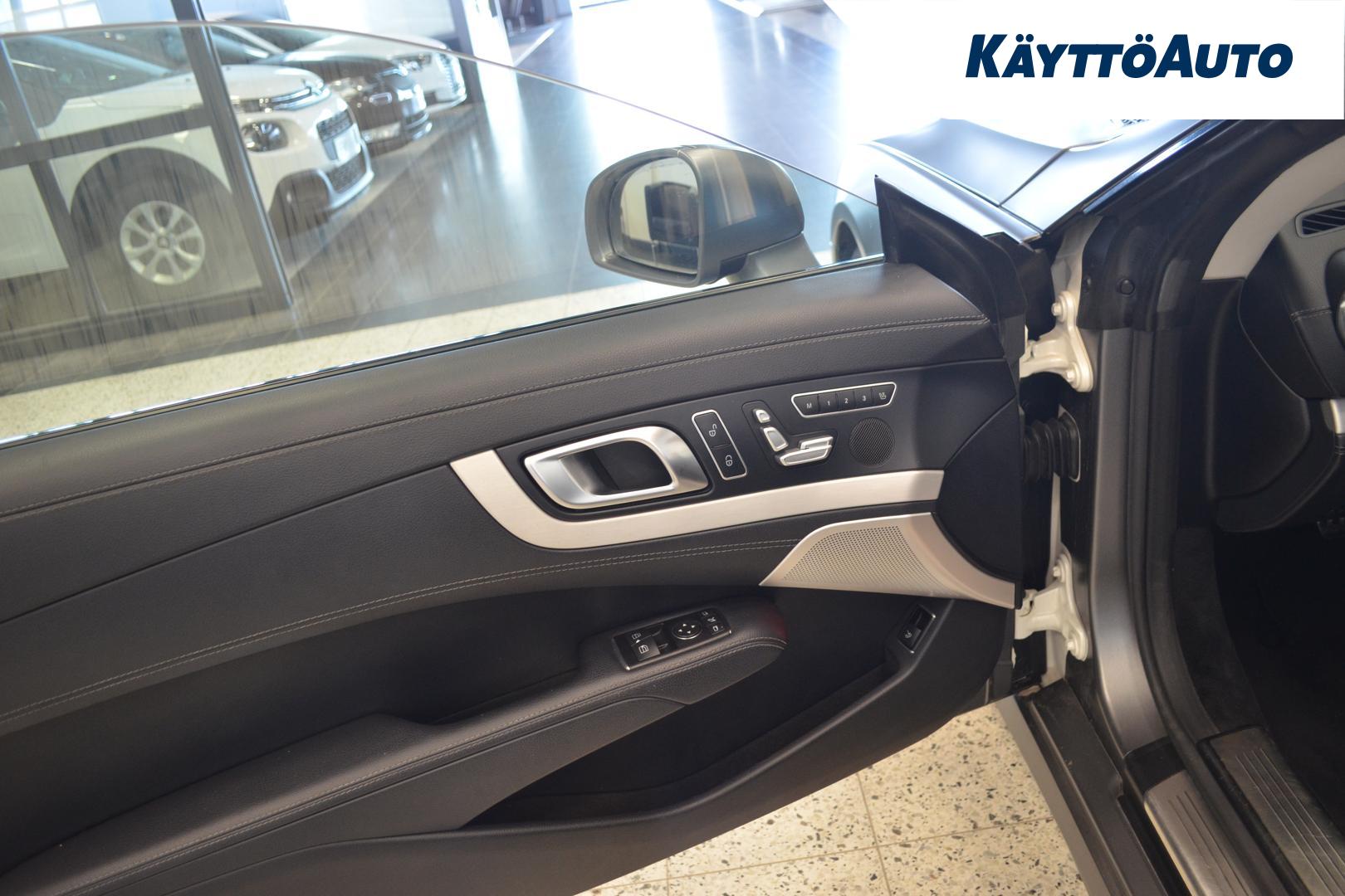 MERCEDES-BENZ SL 2012