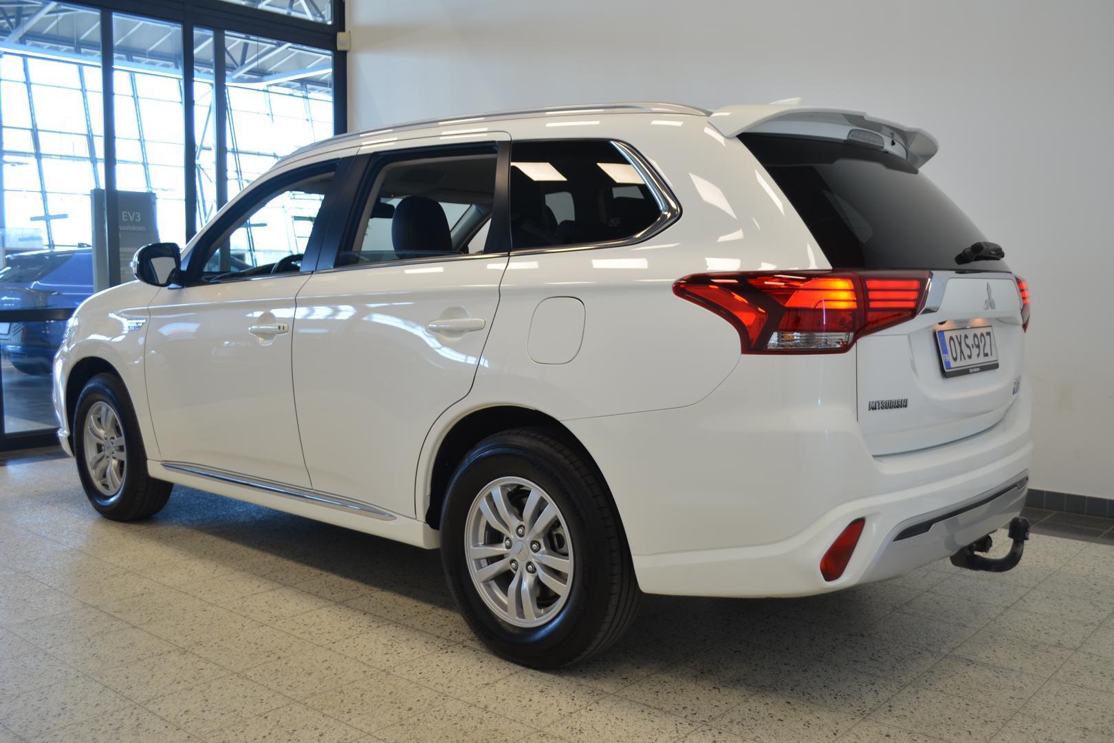 MITSUBISHI Outlander PHEV 2019