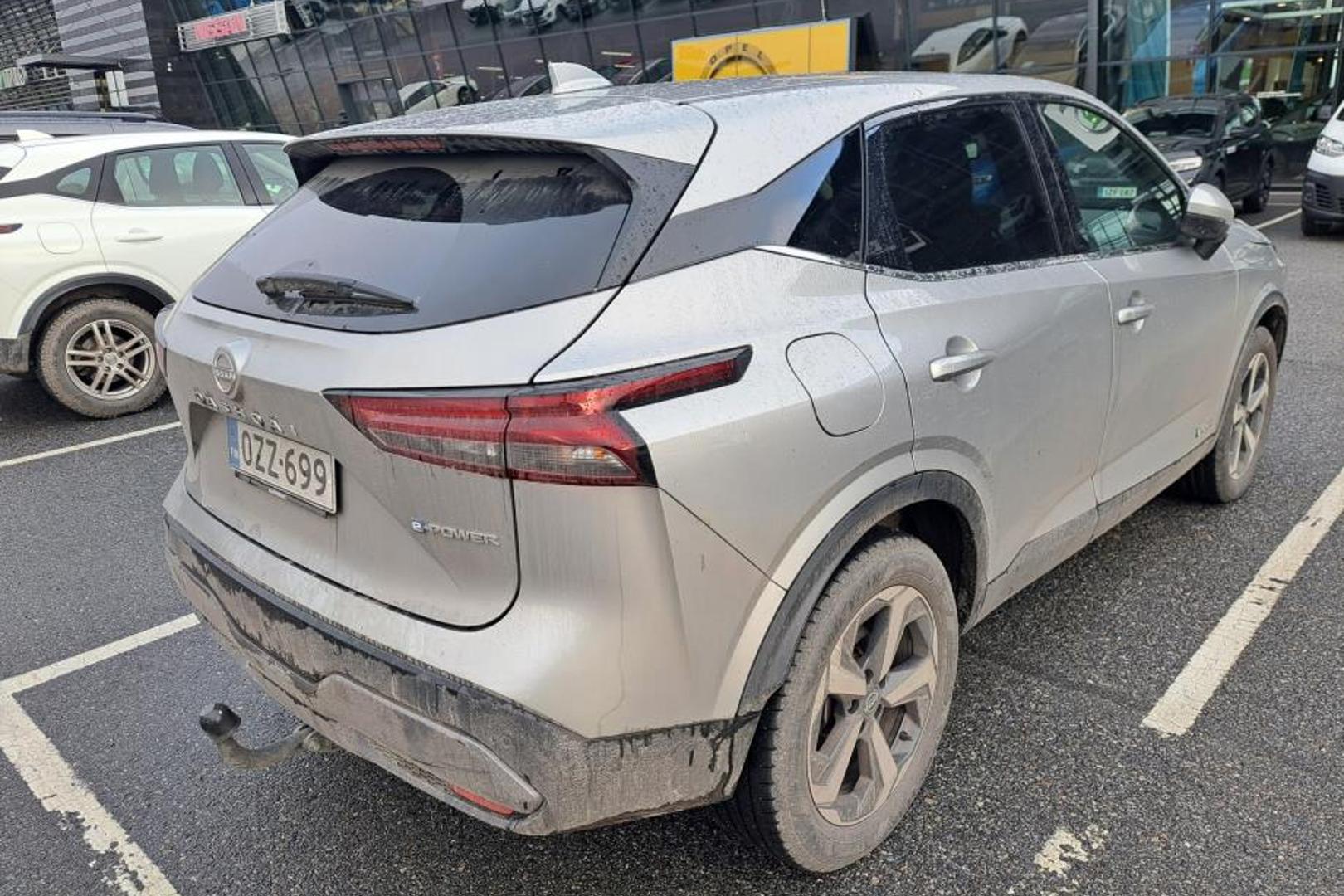 NISSAN Qashqai 2023