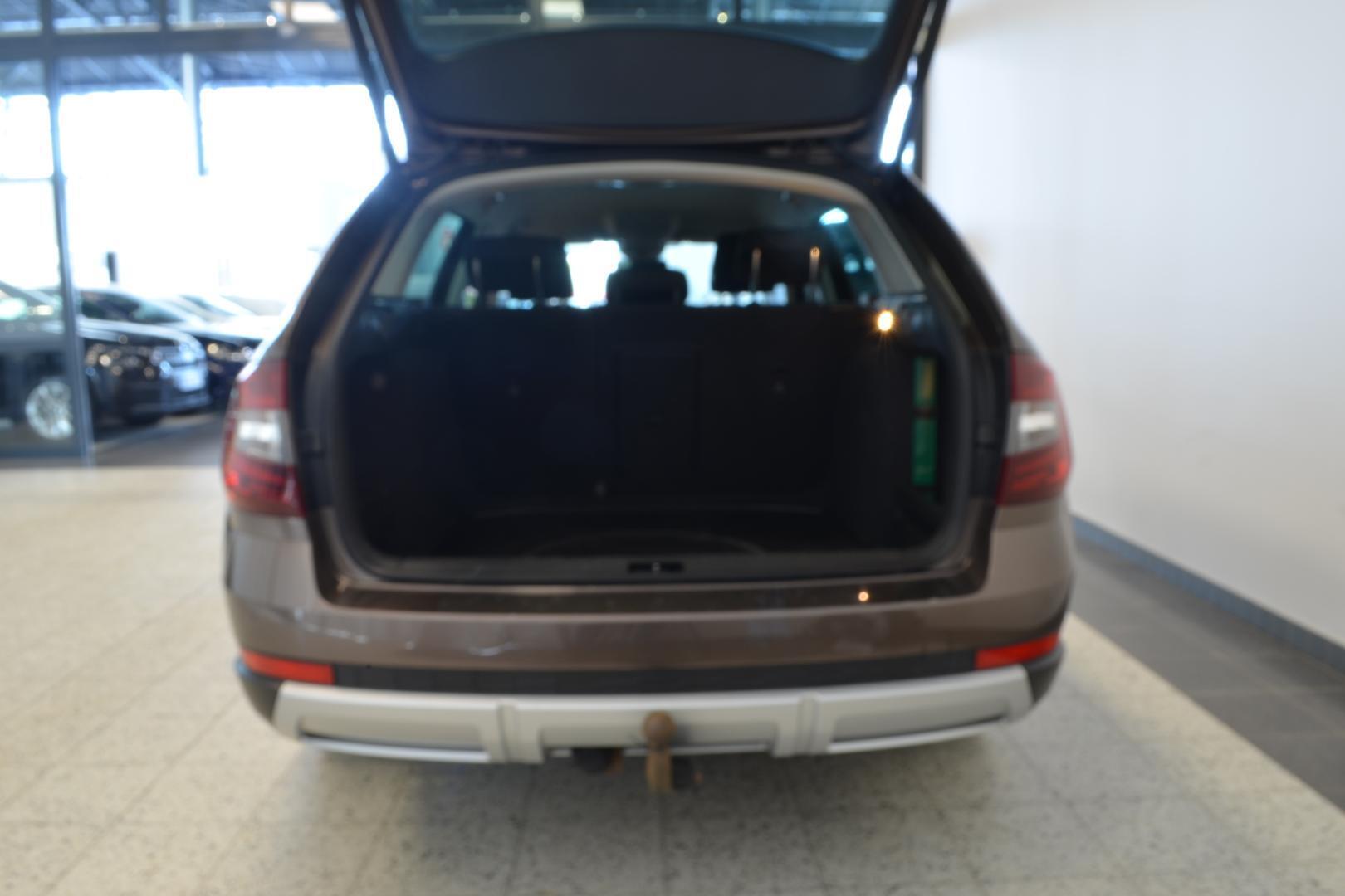 SKODA Octavia 6