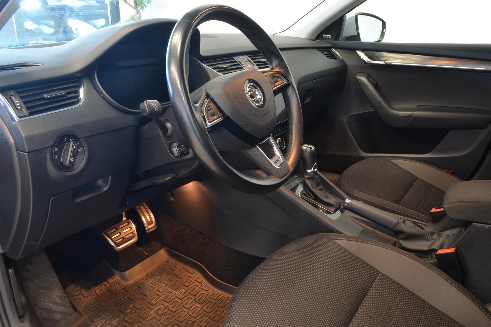 SKODA Octavia 8