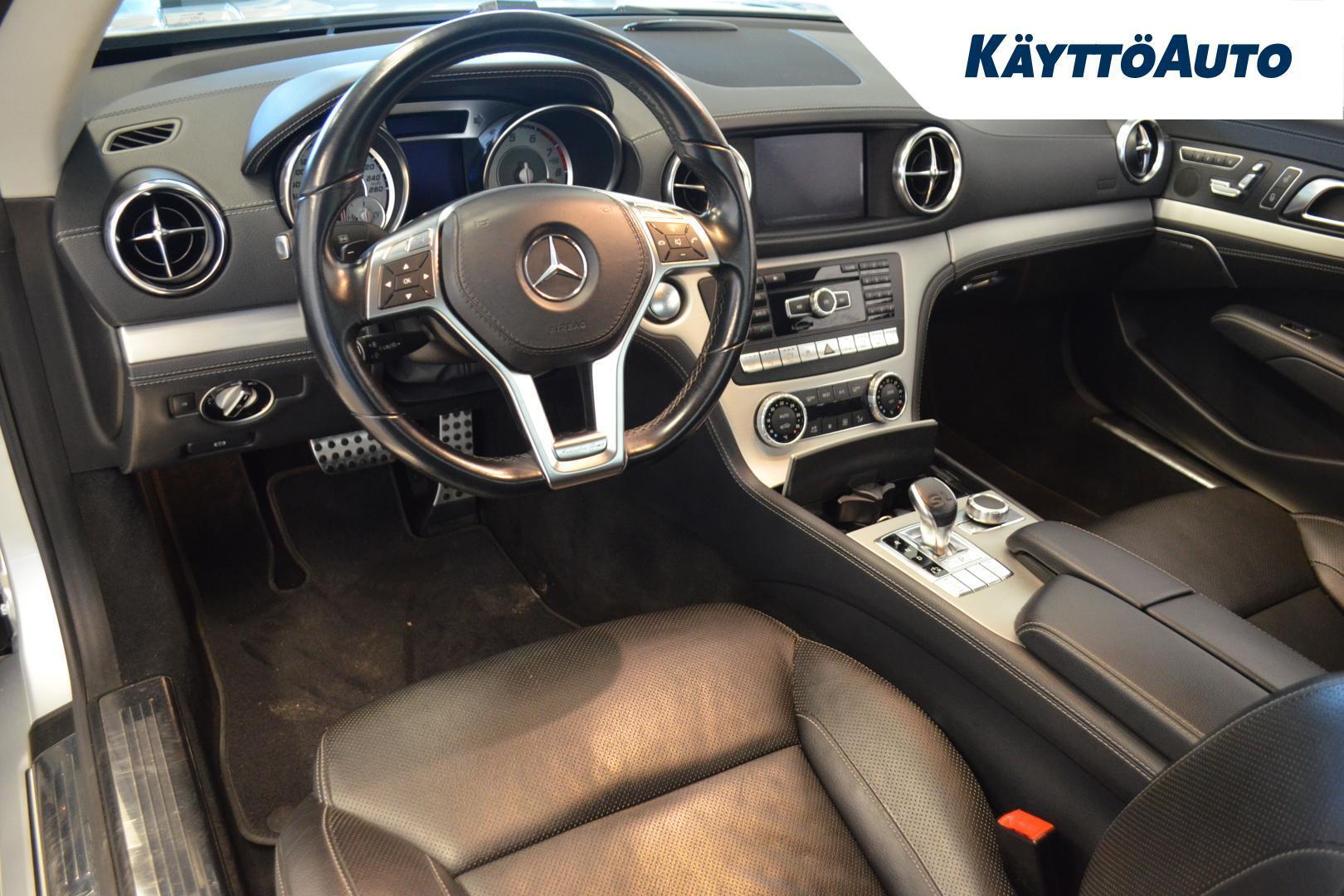 MERCEDES-BENZ SL 2012