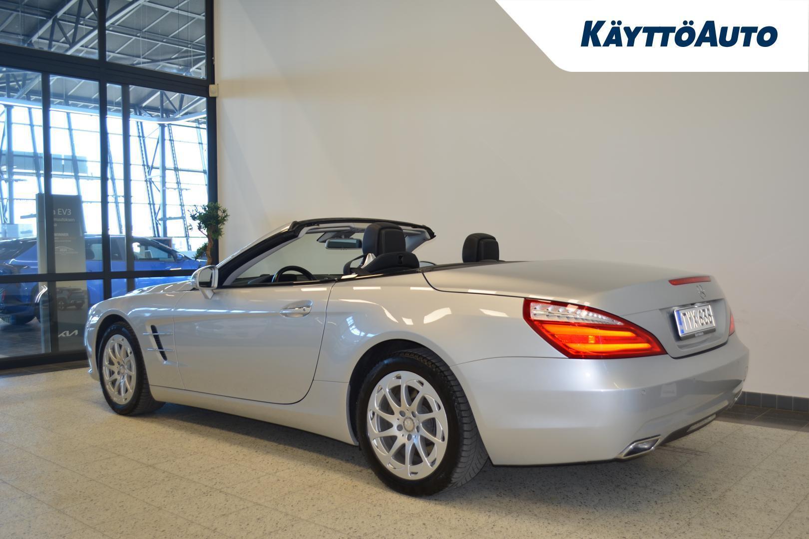 MERCEDES-BENZ SL 2012